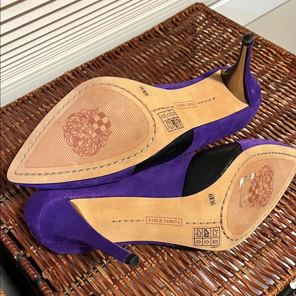 Vince Camuto Bold Purple Heels - Picture 4 of 7